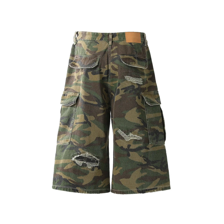 EAC – Distressed Camo Cargo Jorts